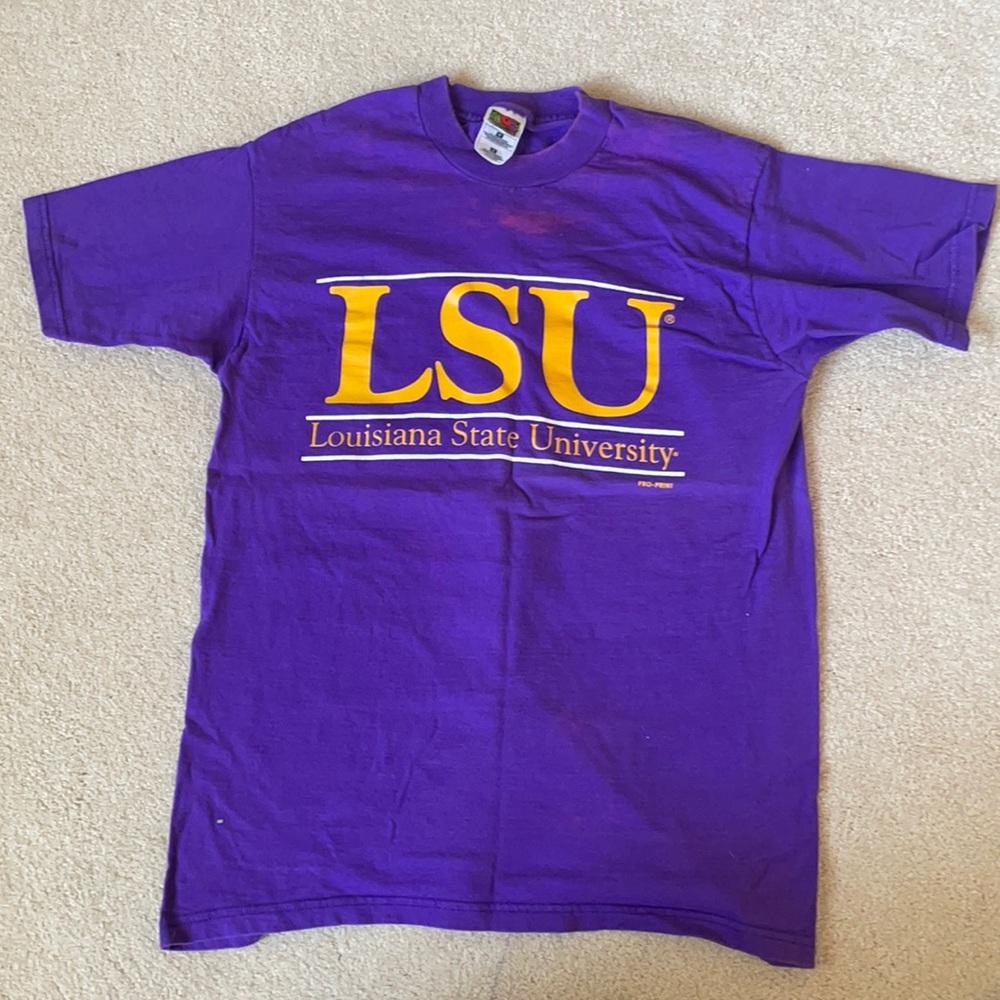 LSU Tigers Louisiana State Univ t-shirt medium